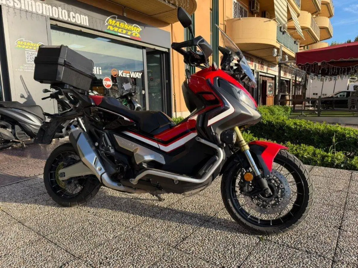 Honda X-ADV 750 Travel Edition (2017) (11)