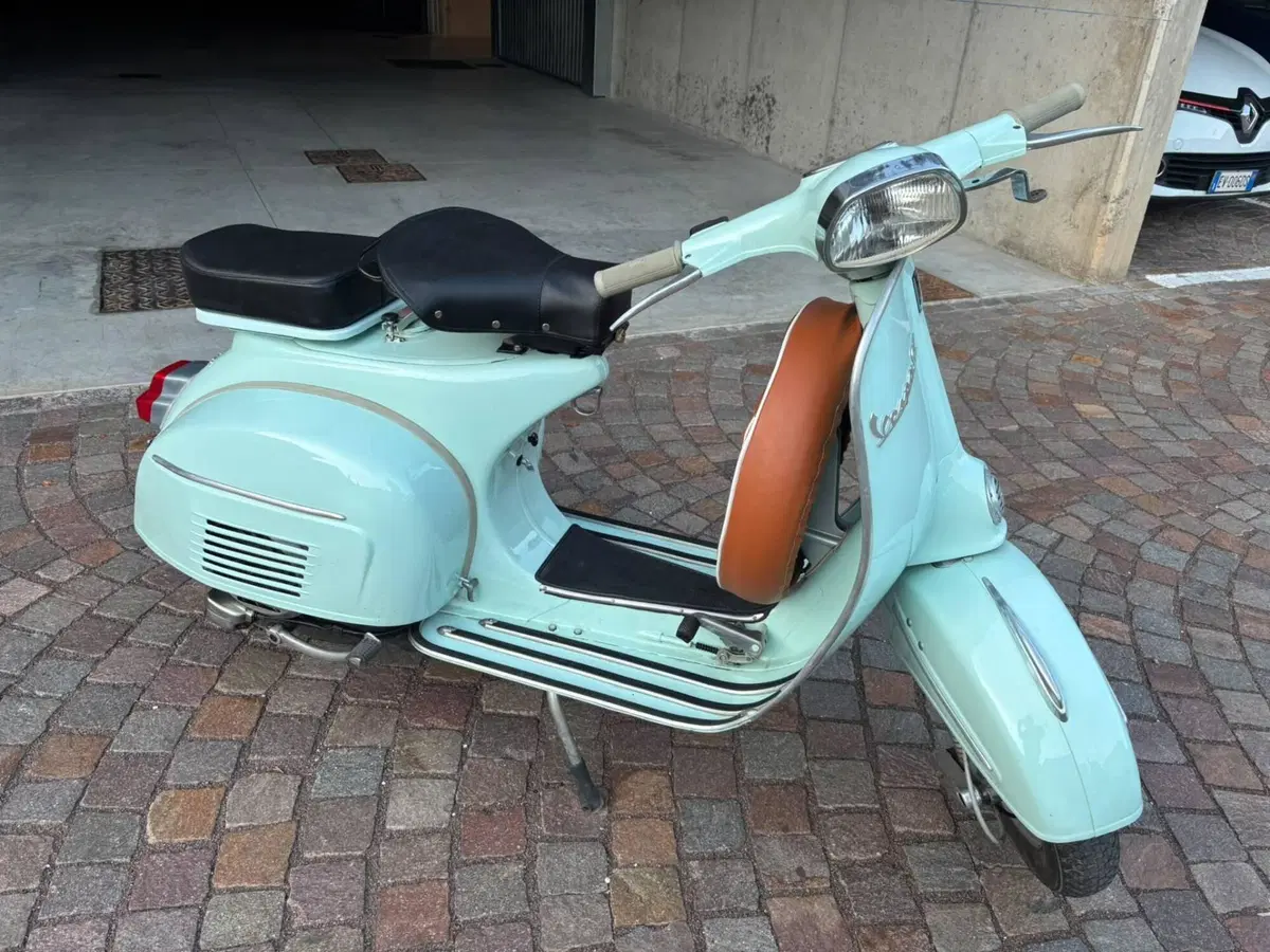 Vespa GT 125 VNL2 (2)