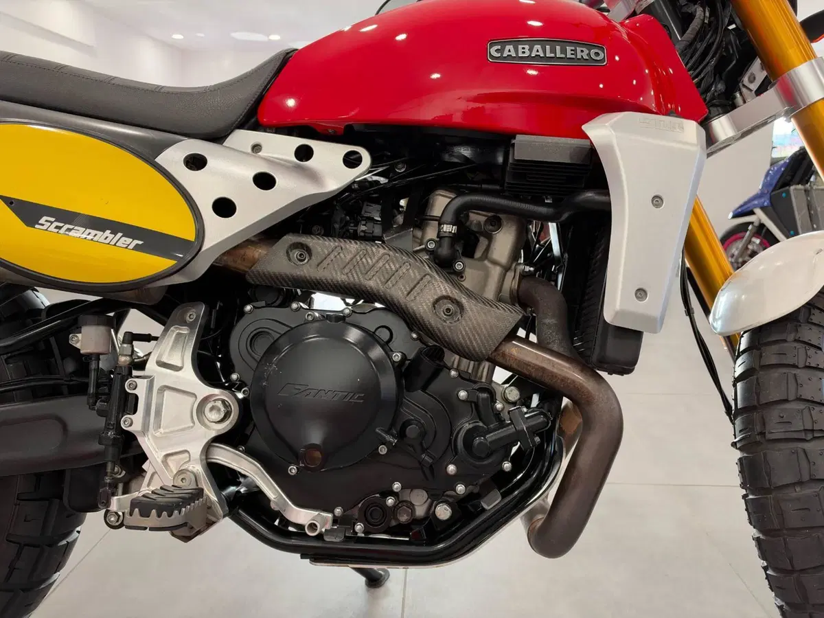 Fantic Motor Caballero 500 Scrambler 4T (2018 - 21) (13)