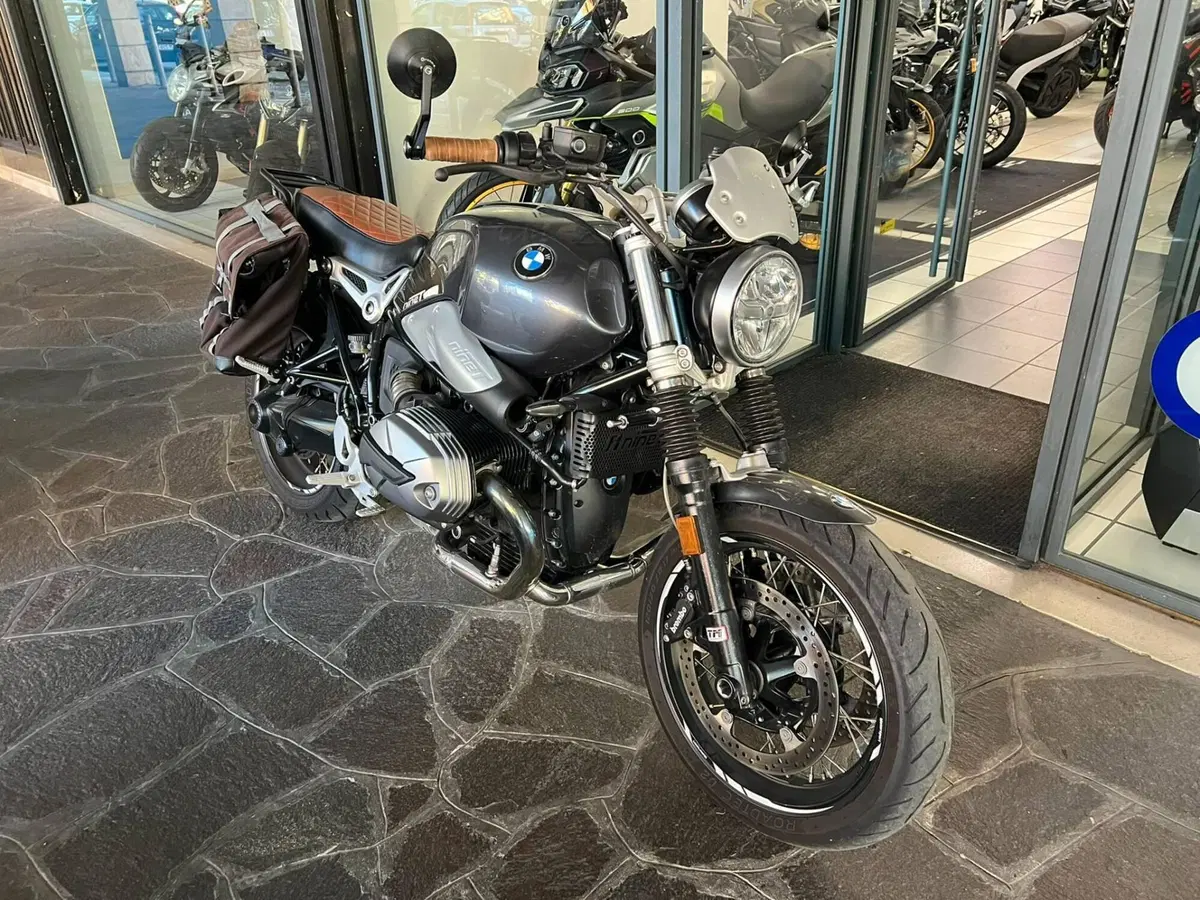 Bmw R nineT Pure (2021 - 24) (2)