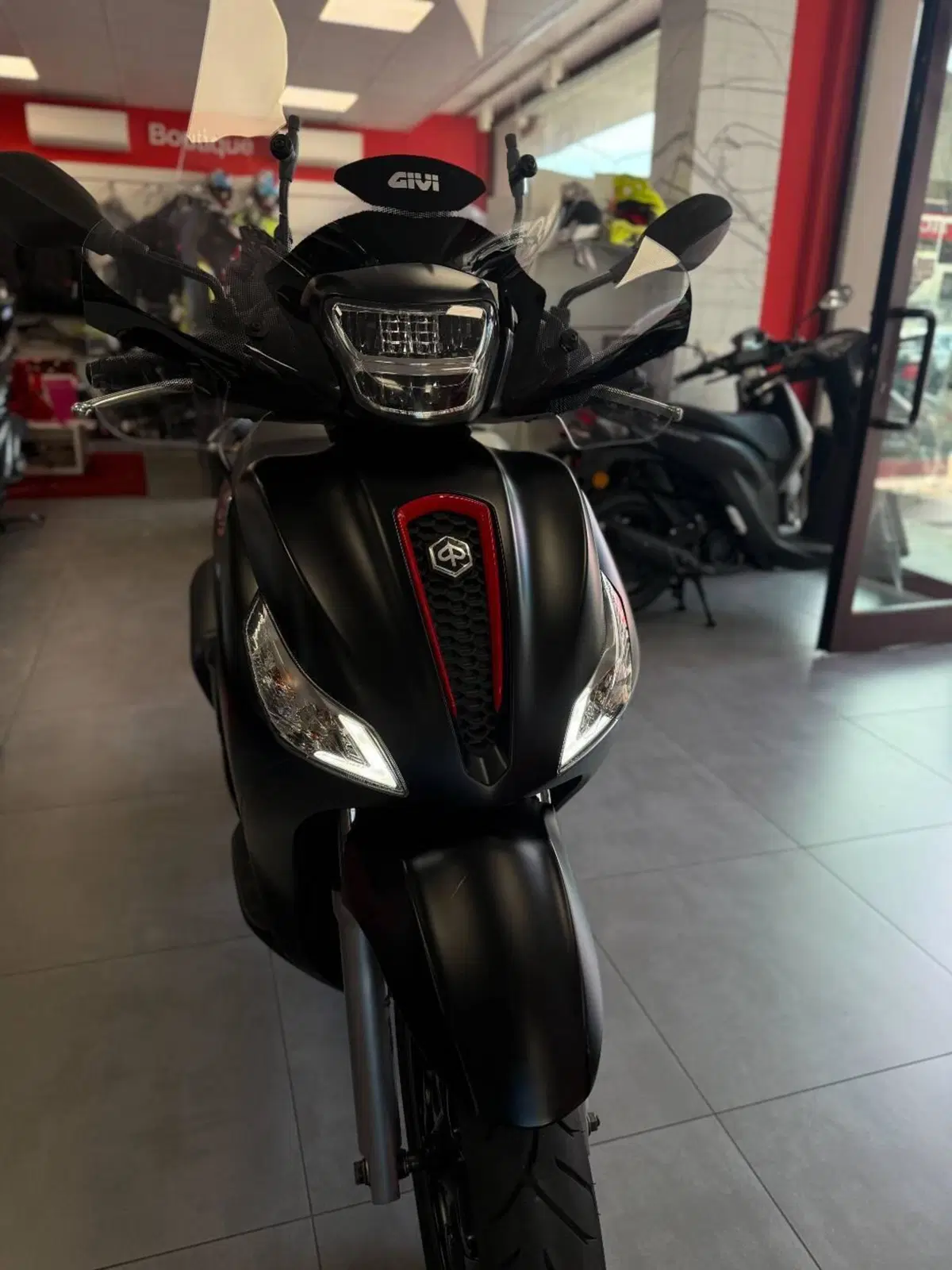Piaggio Medley 125 S ABS (2020) (5)