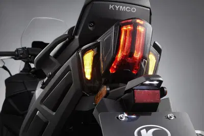 EICMA 2026: come Taiwan vuole rivoluzionare scooter crossover, sicurezza e mobilità elettrica [GALLERY]