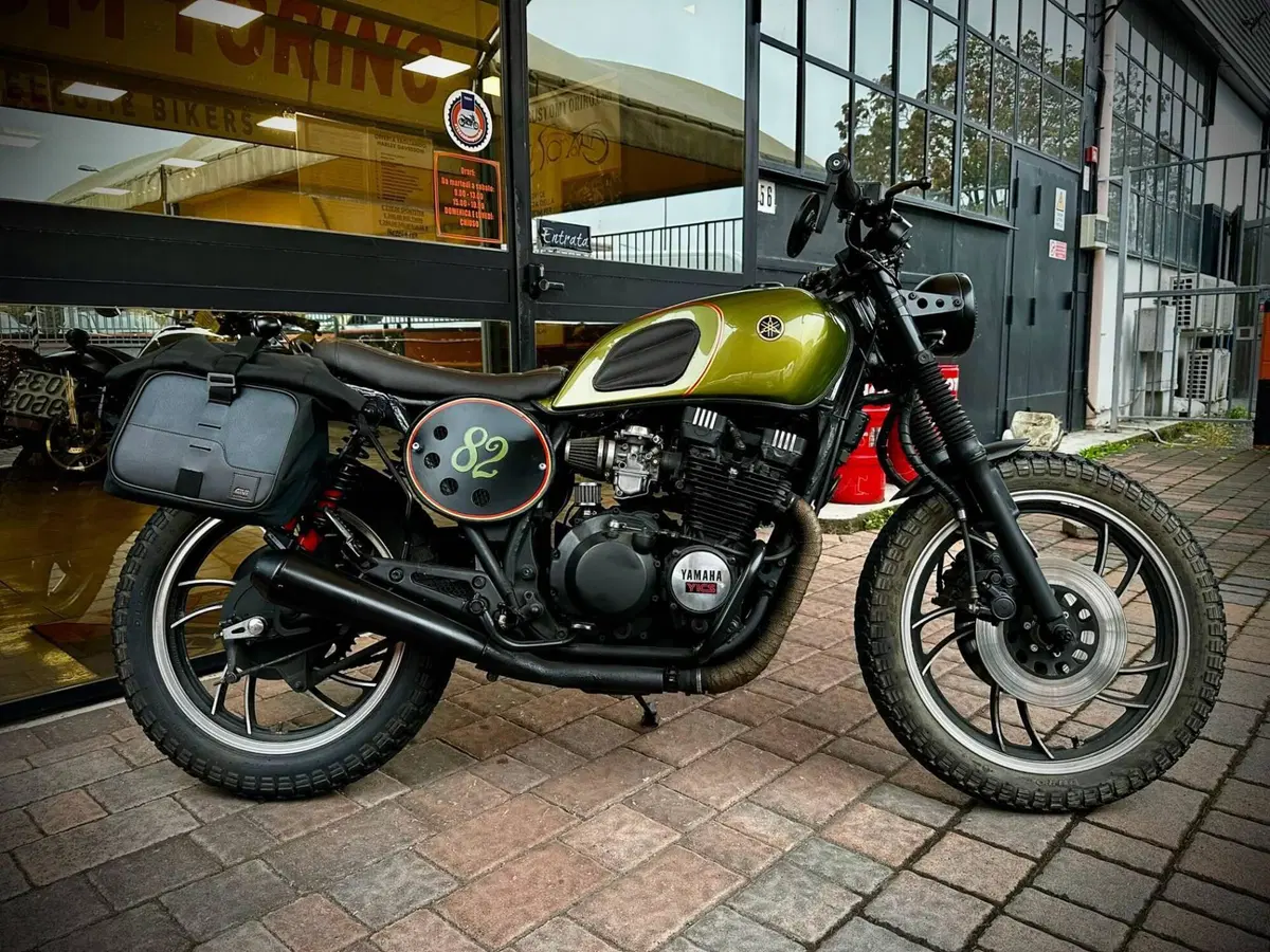 Yamaha XJ 500 CAFE' RACER/SCRAMBLER (2)