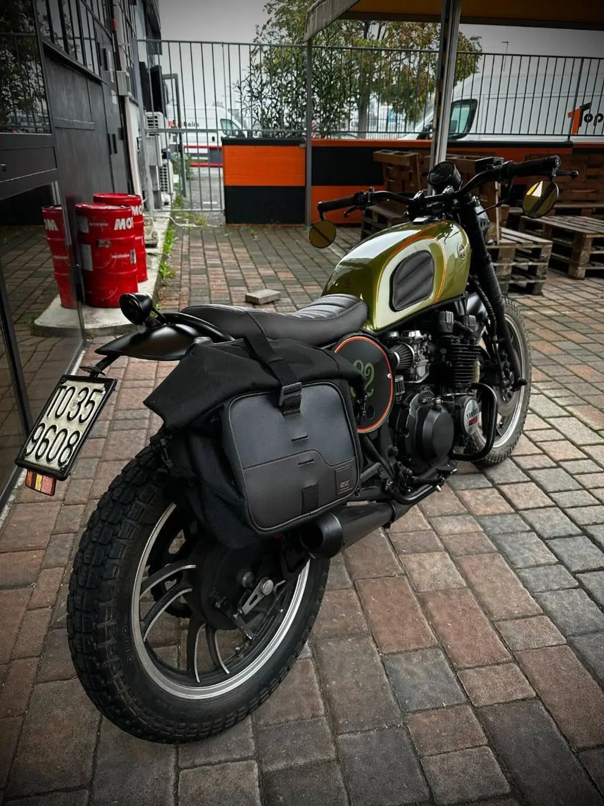 Yamaha XJ 500 CAFE' RACER/SCRAMBLER (3)