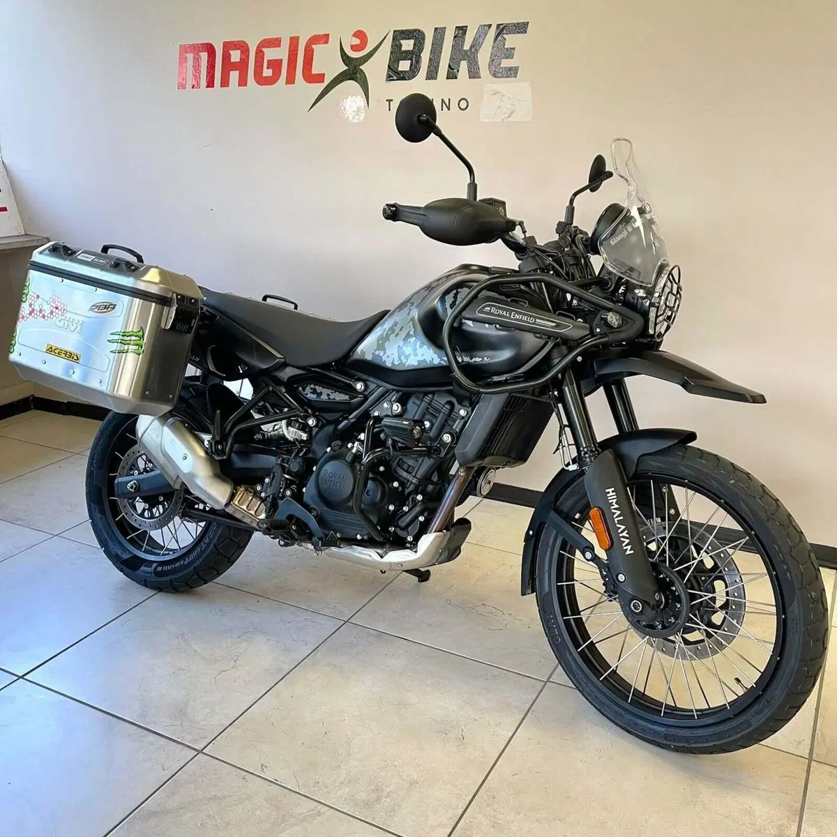 Royal Enfield Himalayan 450 (2024 - 26)