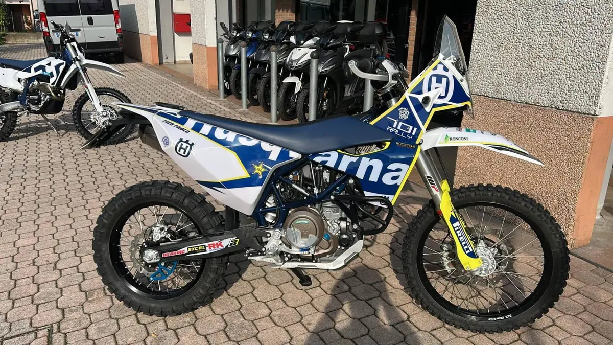 Husqvarna 701 Enduro (2023 - 25)