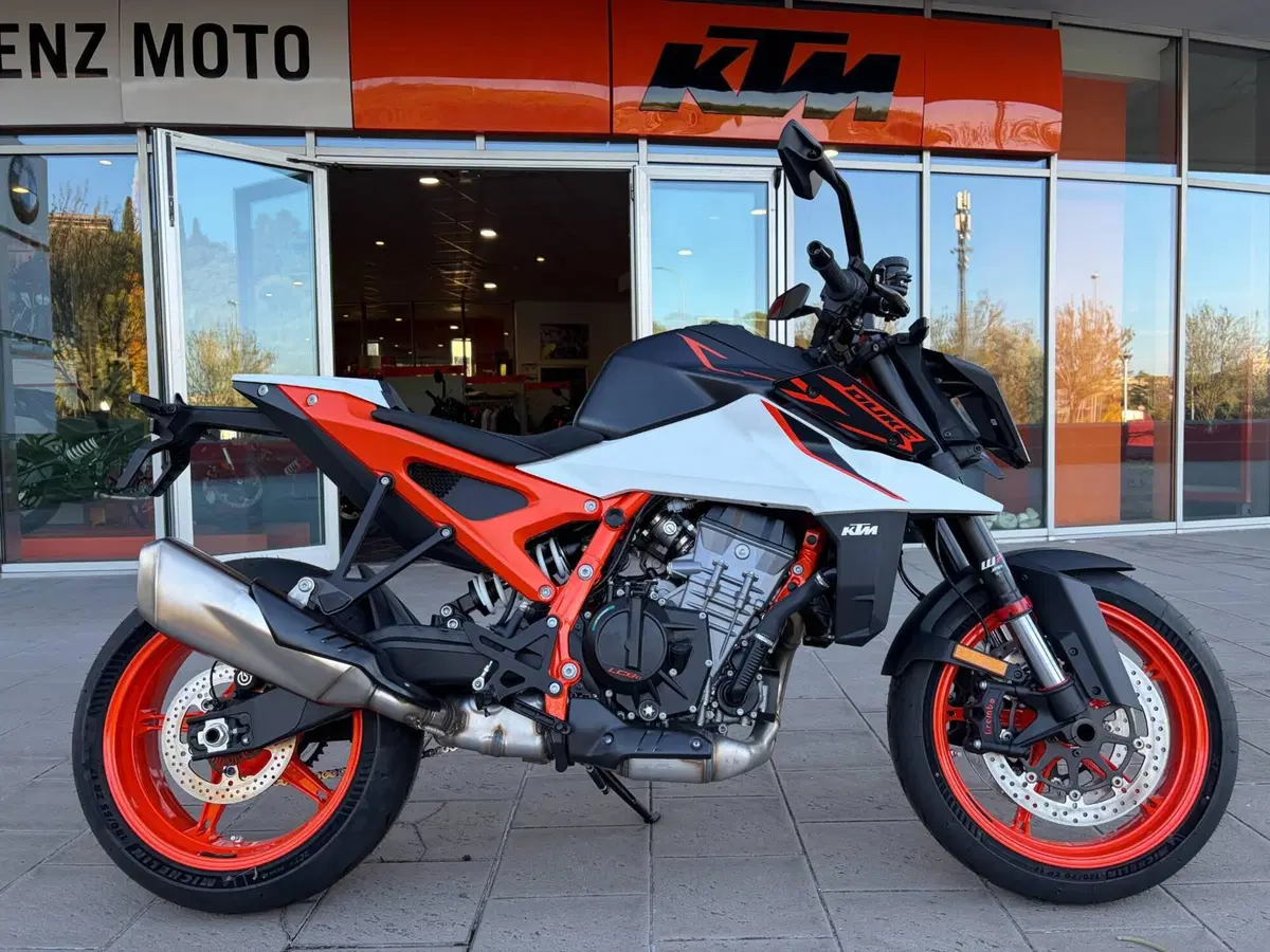 KTM 990 Duke R (2026) (3)