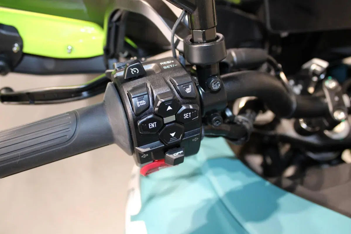 Benelli TRK 902 Xplorer (2026) (8)