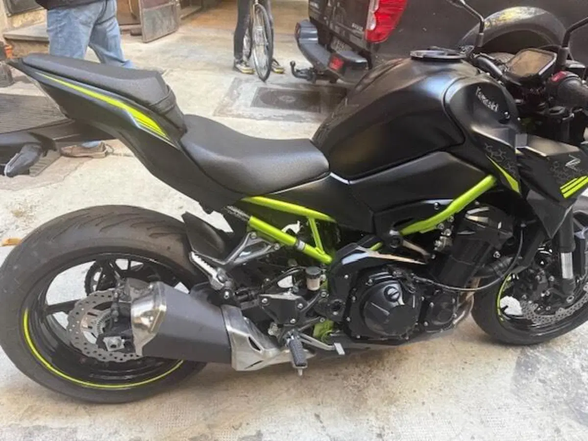 Kawasaki Z 900 (2021 - 24) (5)