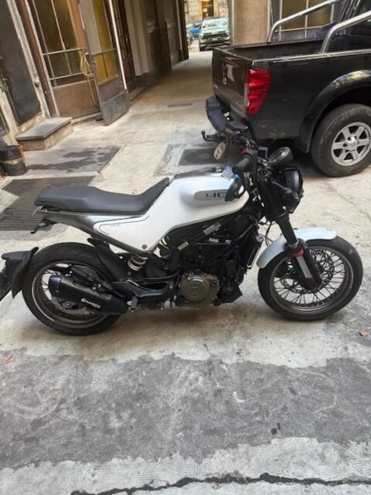 Husqvarna Svartpilen 401 (2021 - 23)