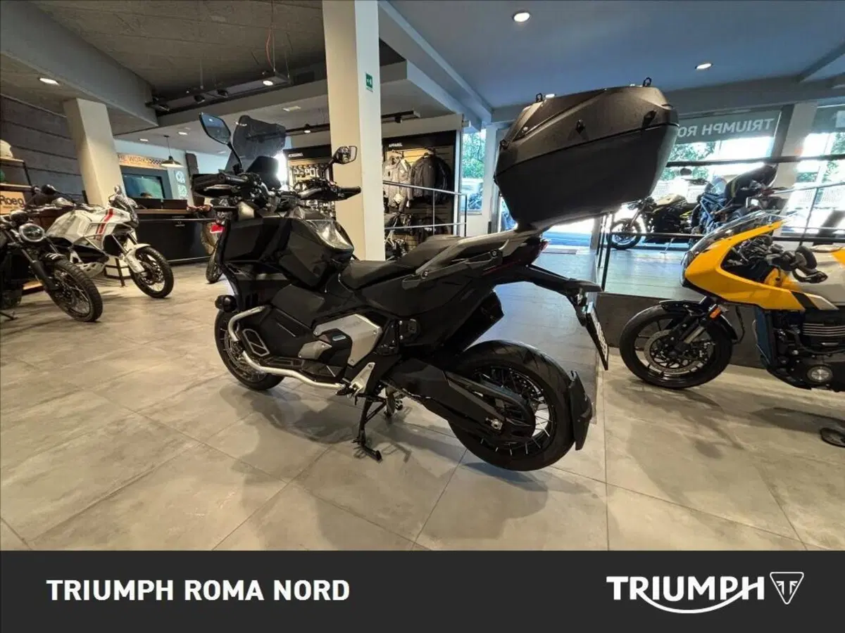 Honda X-ADV 750 DCT (2021 - 24) (14)