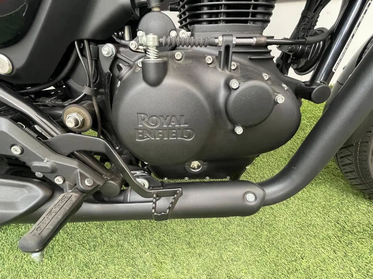 Royal Enfield HNTR 350 (2022 - 26) (8)