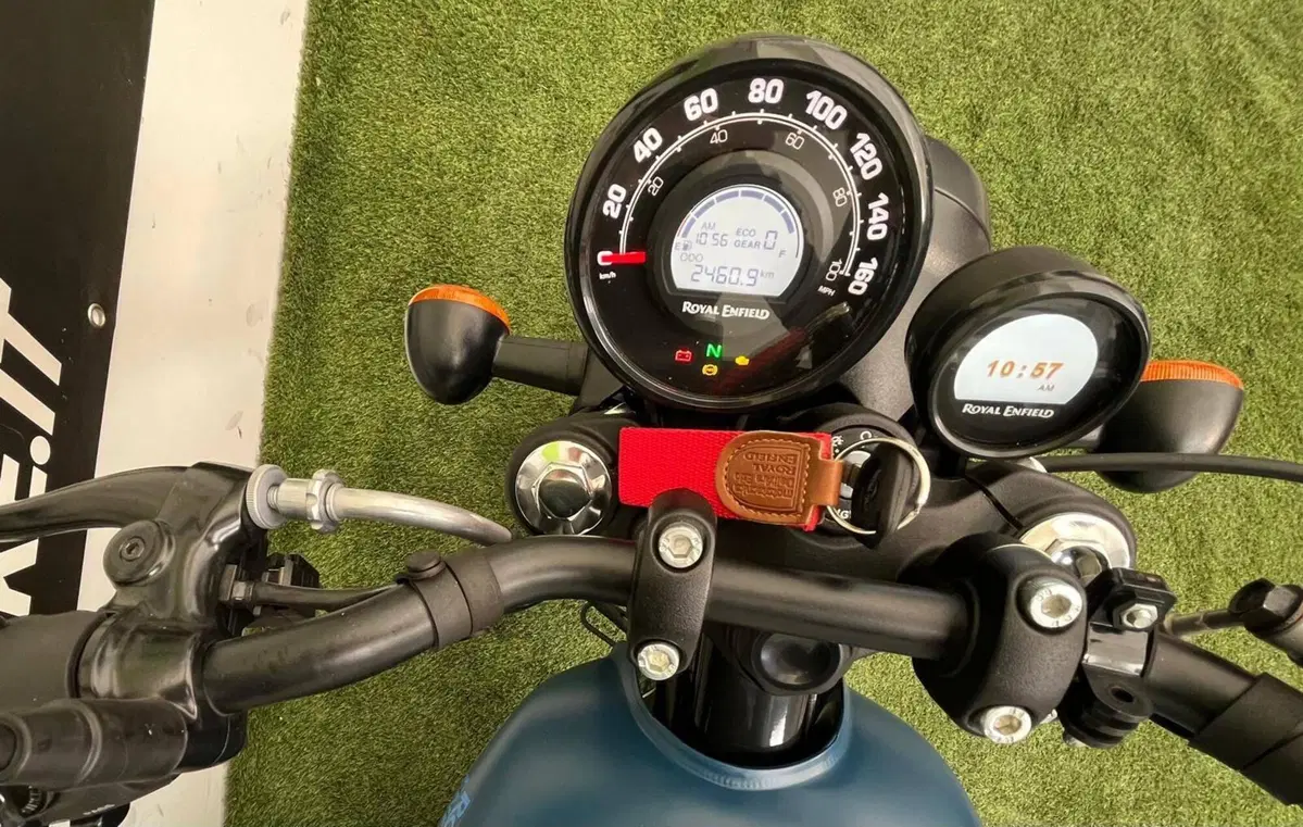 Royal Enfield HNTR 350 (2022 - 26) (5)