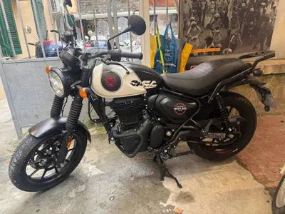 Royal Enfield HNTR 350 (2022 - 26) usata