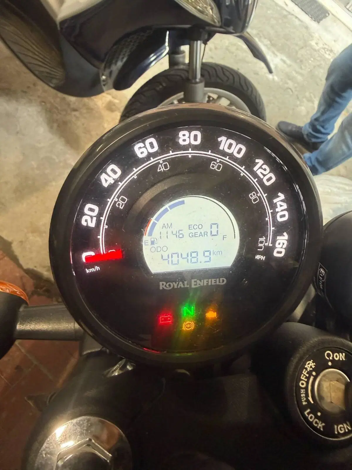 Royal Enfield HNTR 350 (2022 - 26) (4)