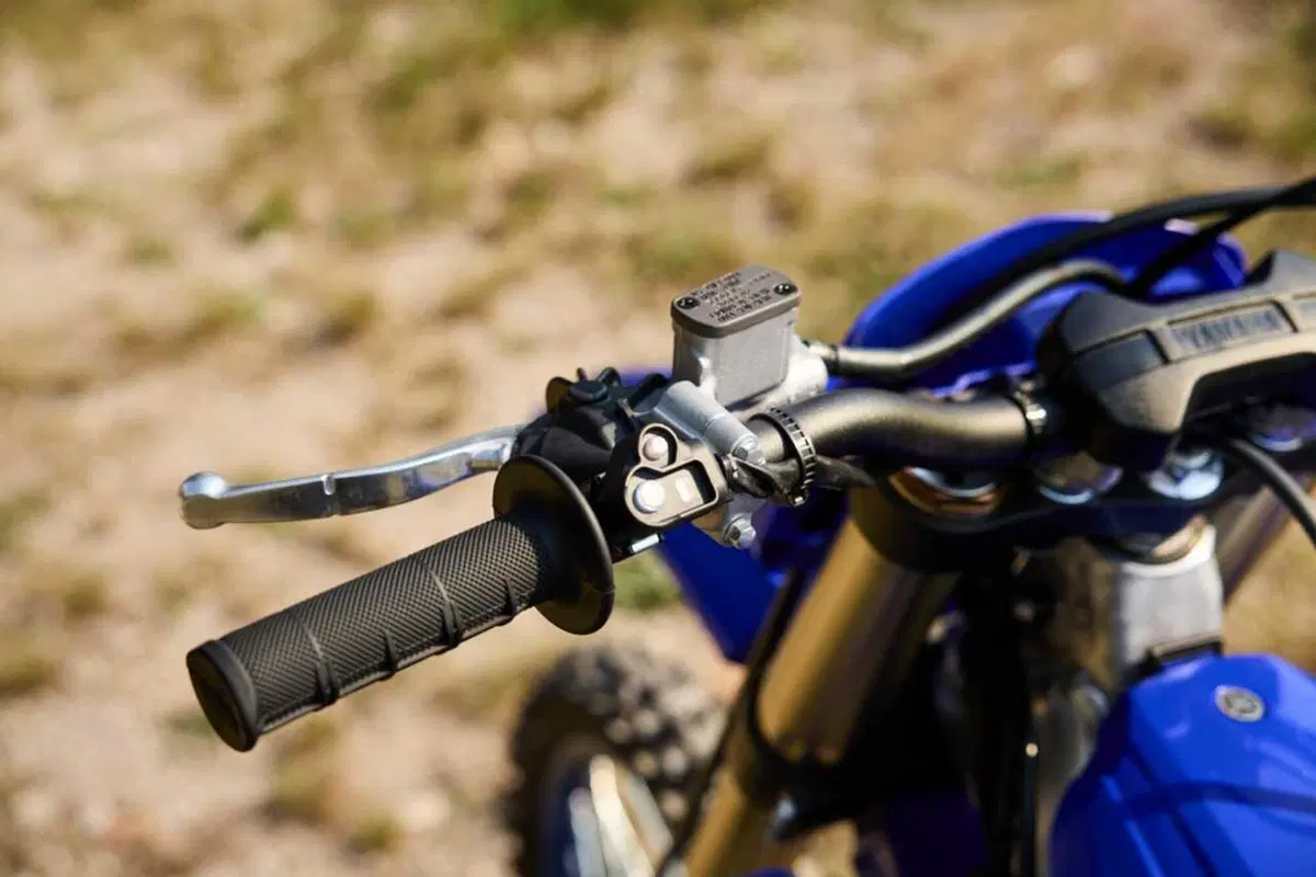 Silenziosa ma efficace - Yamaha YZ 250F 2027 - il TEST di Moto.it [VIDEO e [GALLERY] (4)