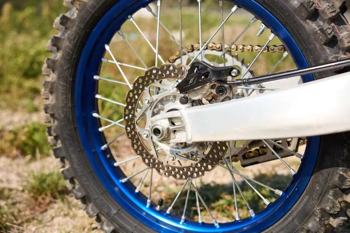 Silenziosa ma efficace - Yamaha YZ 250F 2027 - il TEST di Moto.it [VIDEO e [GALLERY] (6)