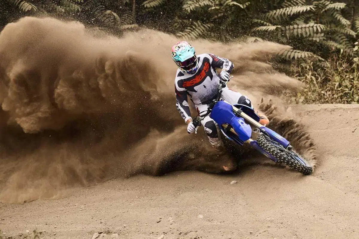 Silenziosa ma efficace - Yamaha YZ 250F 2027 - il TEST di Moto.it [VIDEO e [GALLERY] (10)