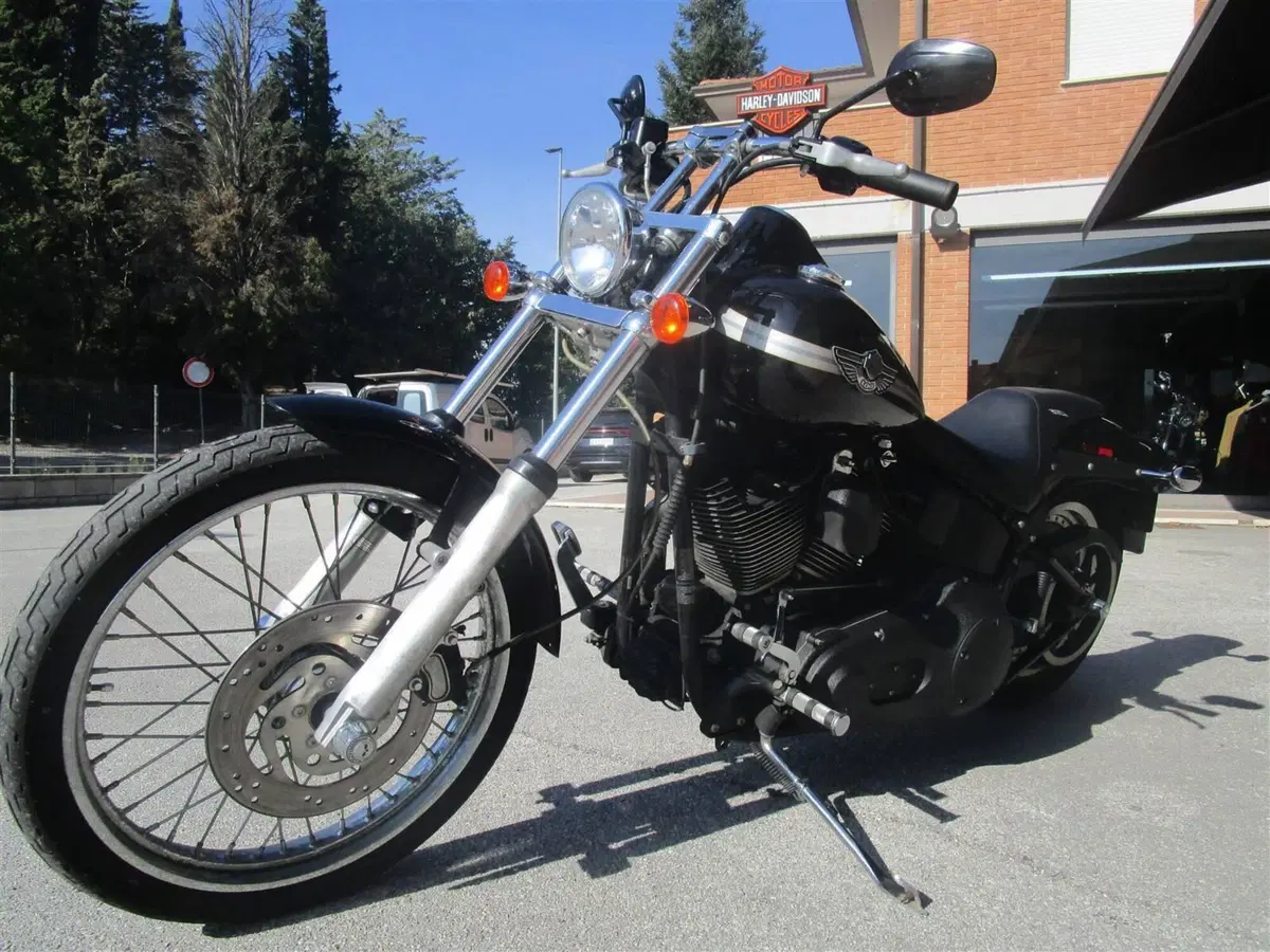 Harley-Davidson 1450 Night Train (1999 - 03) - FXSTB (3)