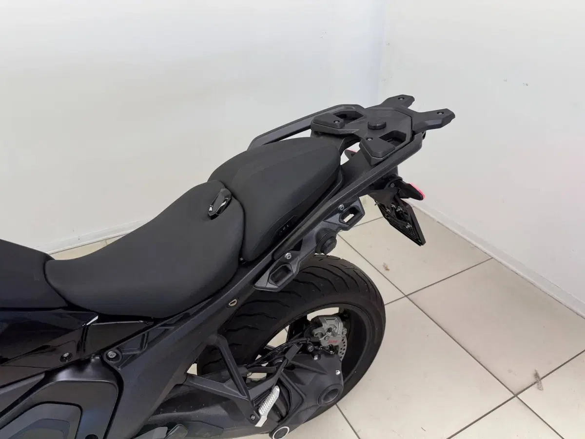 Bmw R 1300 RS (2026) (9)