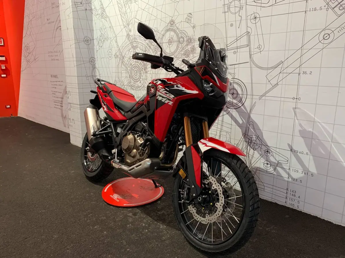 Honda Africa Twin CRF 1100L (2024 - 26) (3)