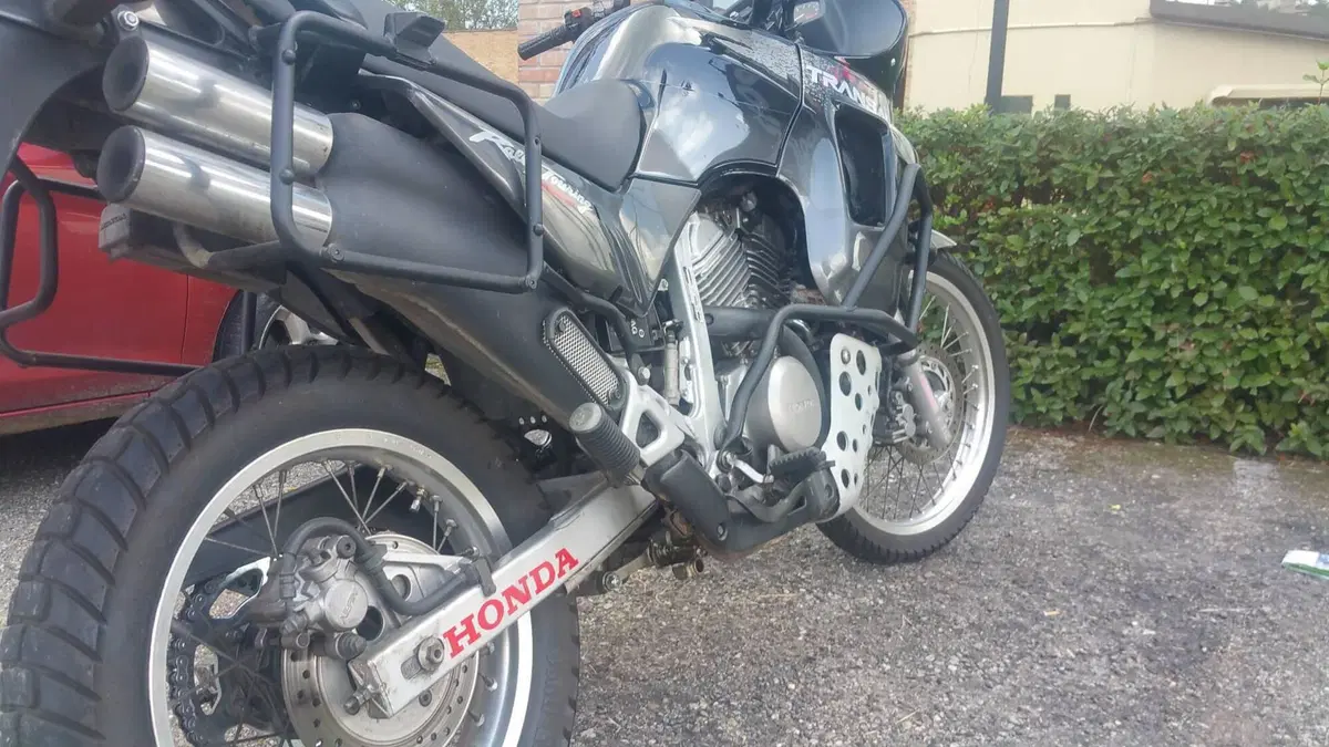 Honda Transalp XL 600V (1997 - 99) (2)