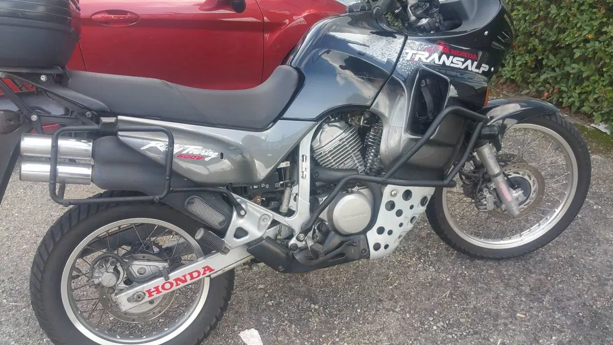 Honda Transalp XL 600V (1997 - 99) (3)