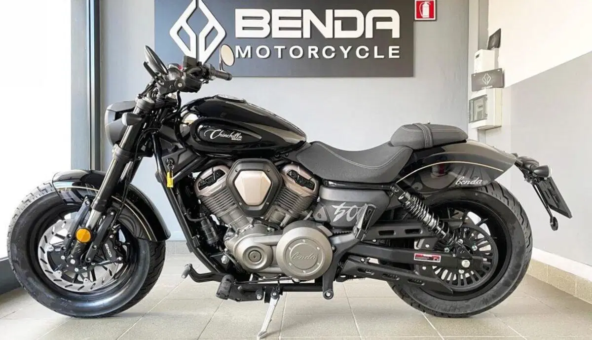 Benda Motorcycles Chinchilla 500 V2 (2025 - 26) (2)