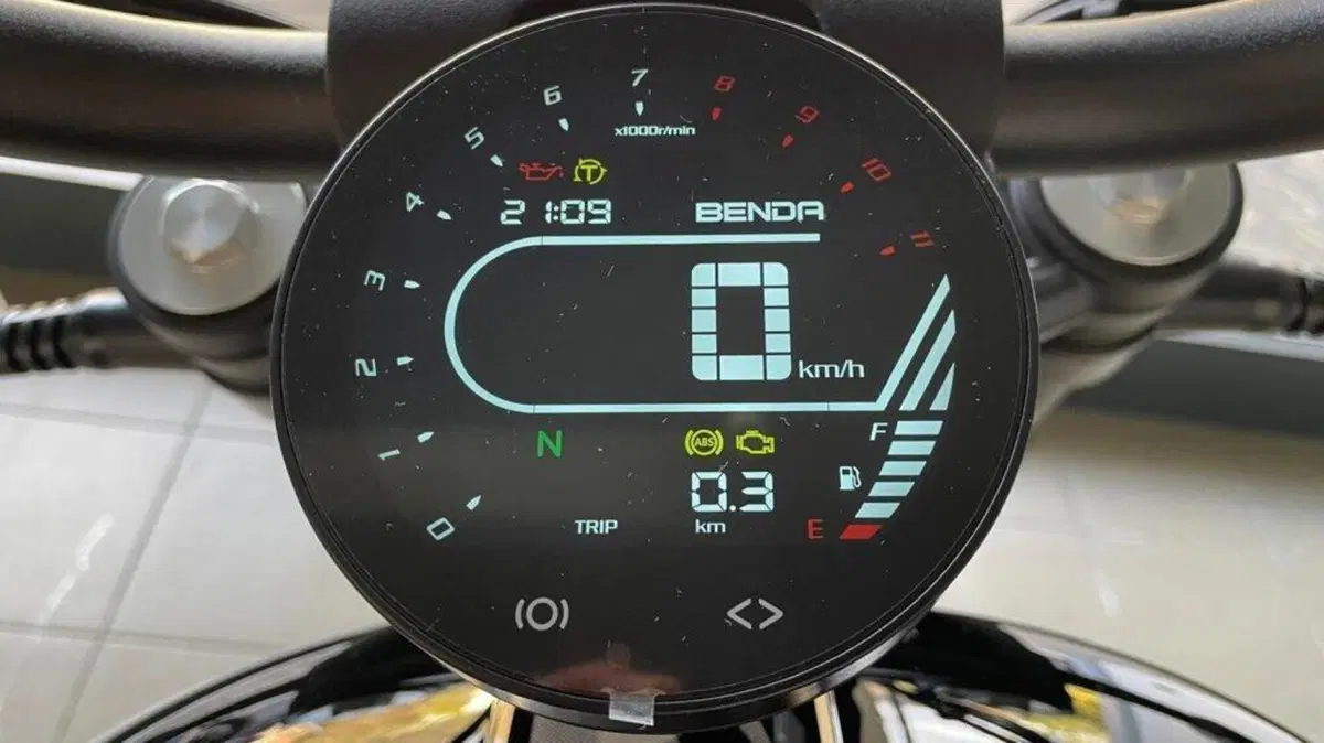 Benda Motorcycles Chinchilla 500 V2 (2025 - 26) (10)