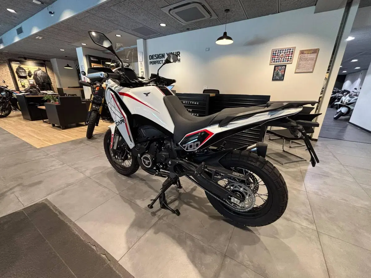 Moto Morini X-Cape 700 (2025 - 26) (2)