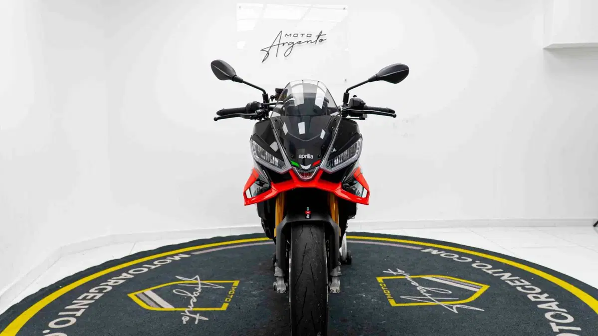 Aprilia Tuono V4 Factory (2025 - 26) (13)