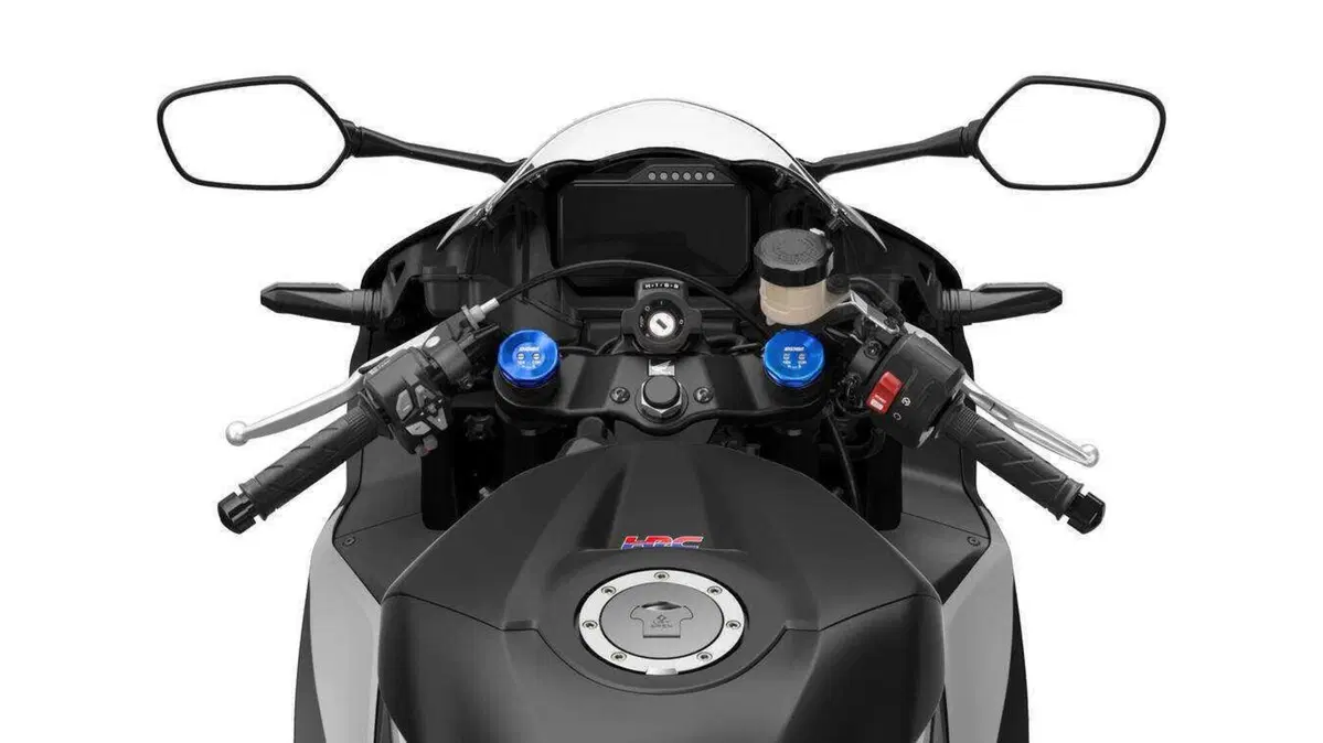 Honda CBR600RR 2027, ora frena come la Fireblade e le alette spariscono (6)