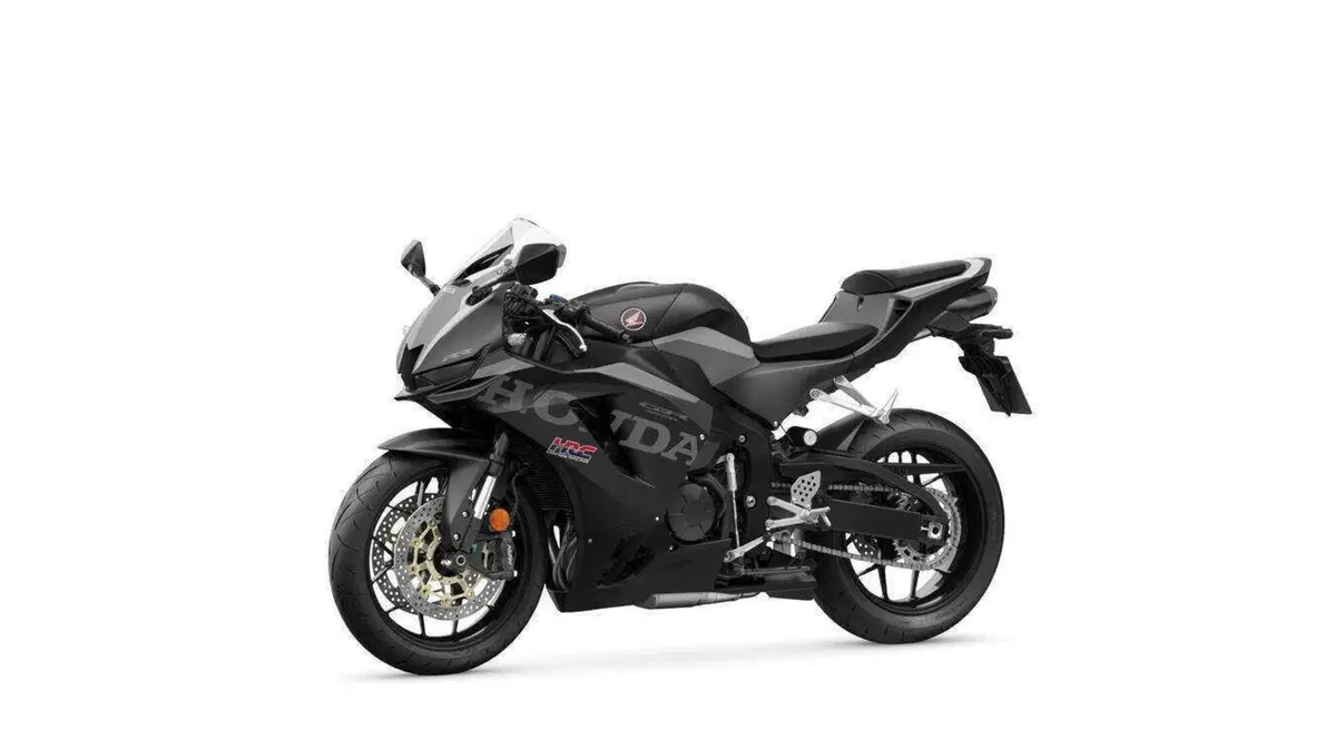 Honda CBR600RR 2027, ora frena come la Fireblade e le alette spariscono (8)