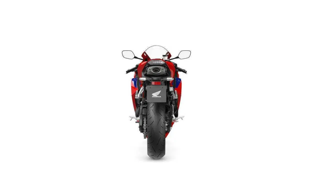 Honda CBR600RR 2027, ora frena come la Fireblade e le alette spariscono (57)