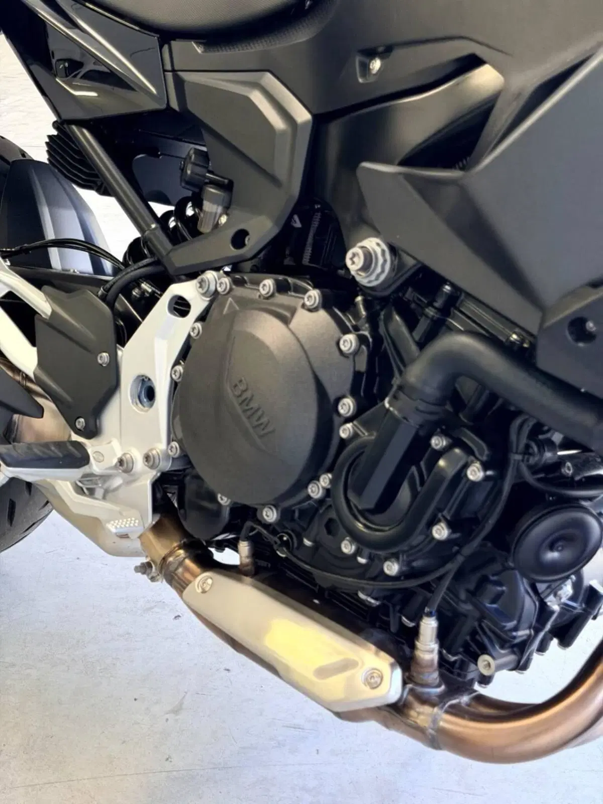 Bmw F 900 XR (2025 - 27) (2)
