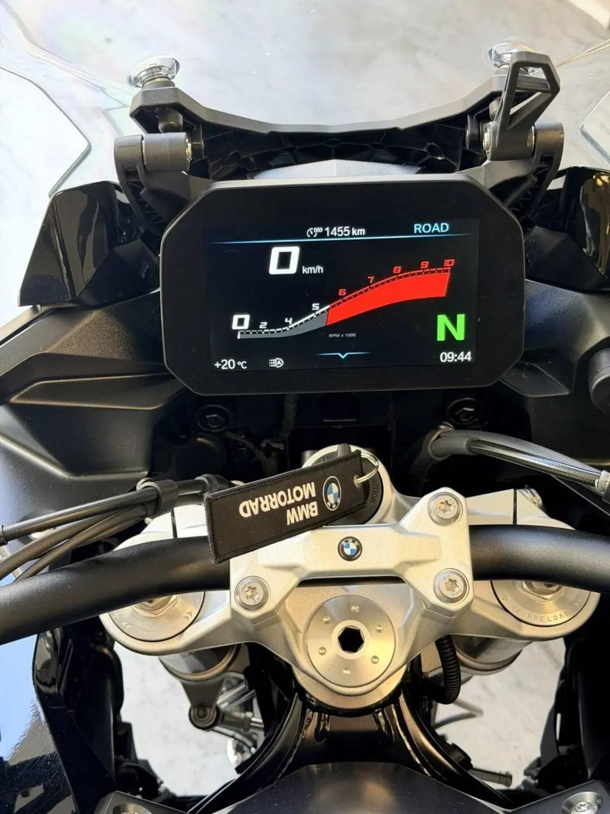 Bmw F 900 XR (2025 - 27) (4)