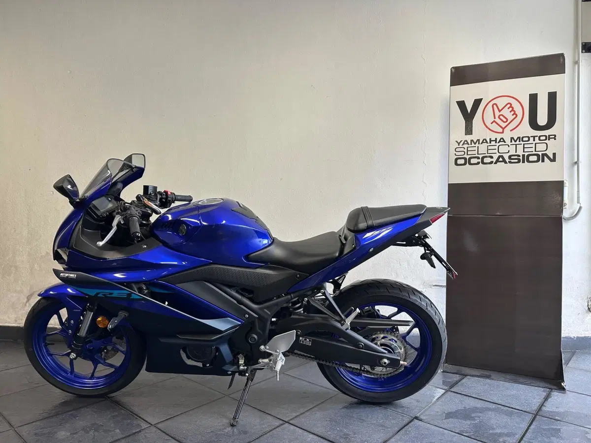 Yamaha YZF R3 (2021 - 24) (2)