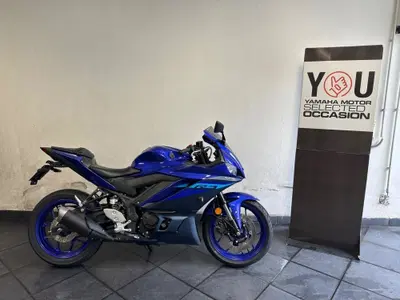 Yamaha YZF R3 (2021 - 24) usata