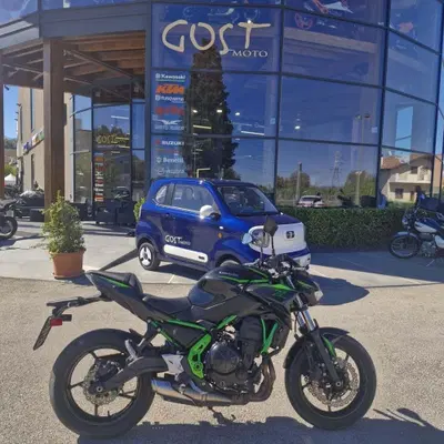 Kawasaki Z 650 (2025 - 27) usata
