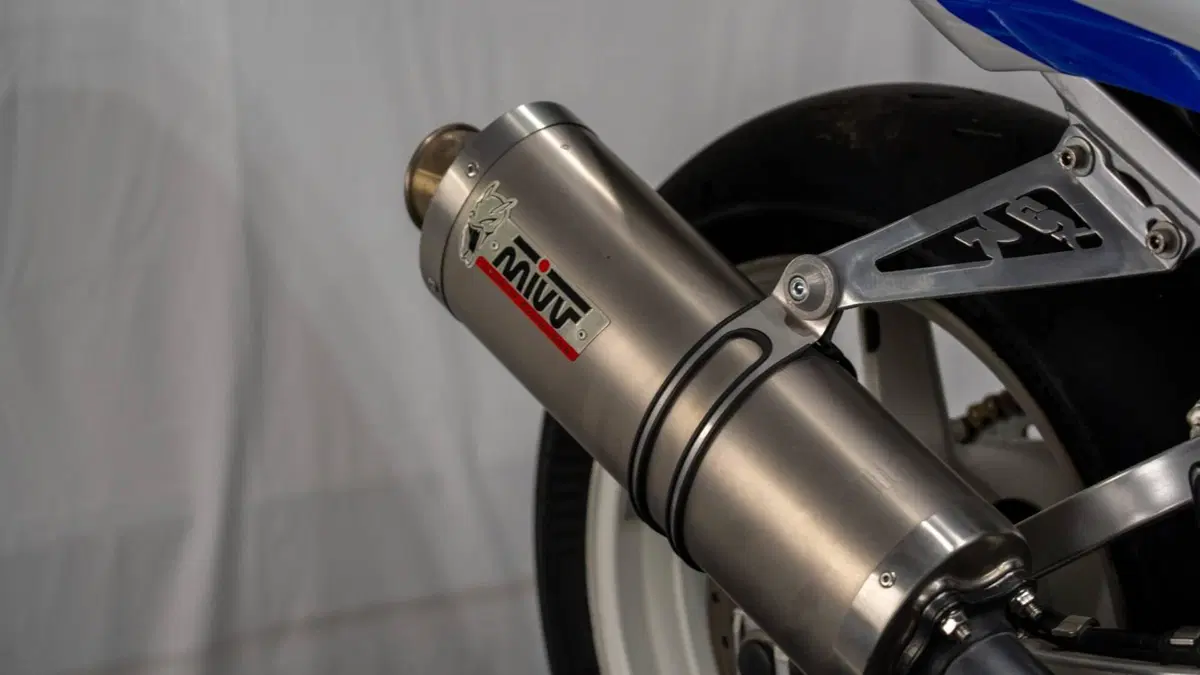 Suzuki GSX-R 750 K1 (13)