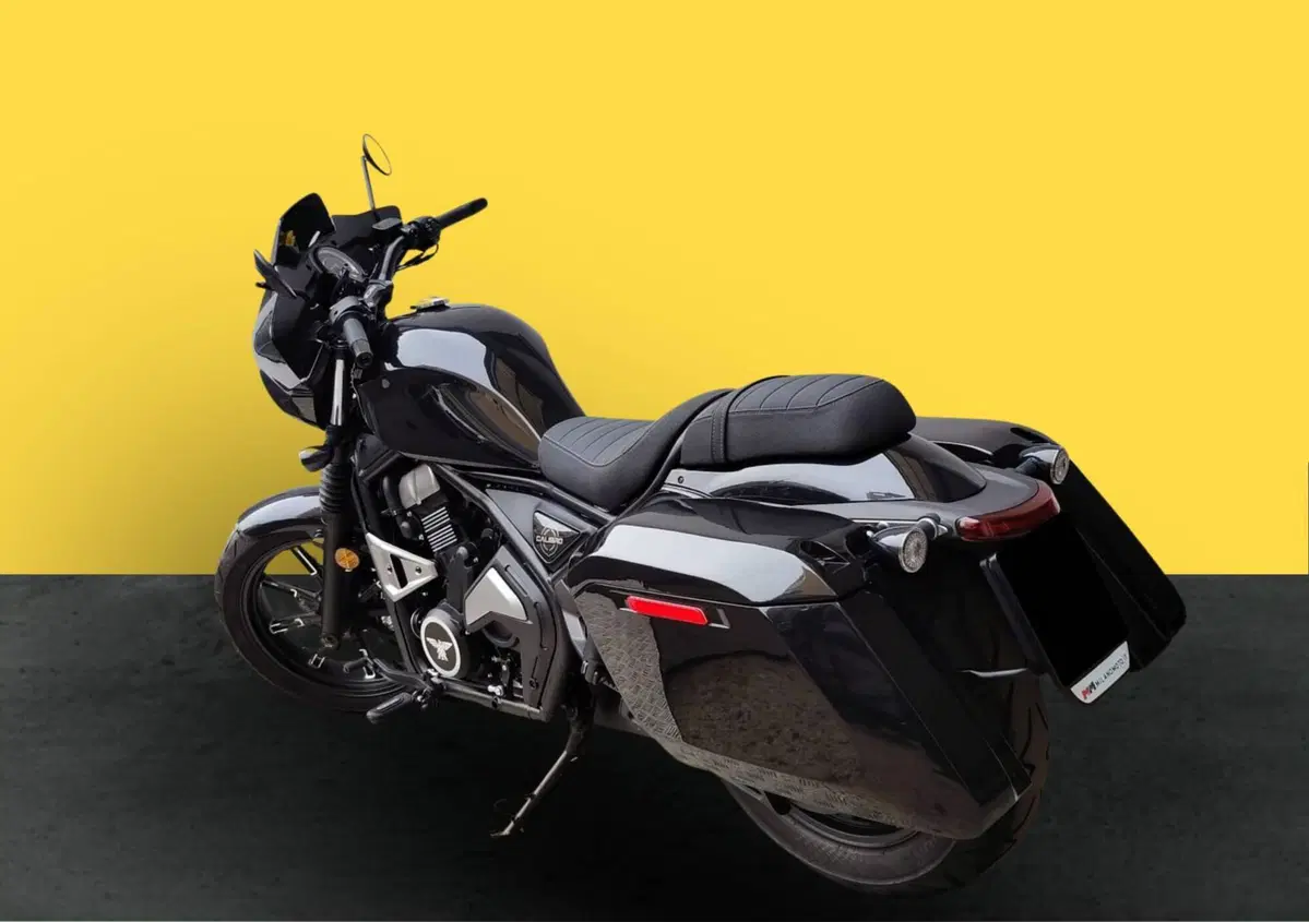 Moto Morini Calibro Bagger (2024 - 26) (4)