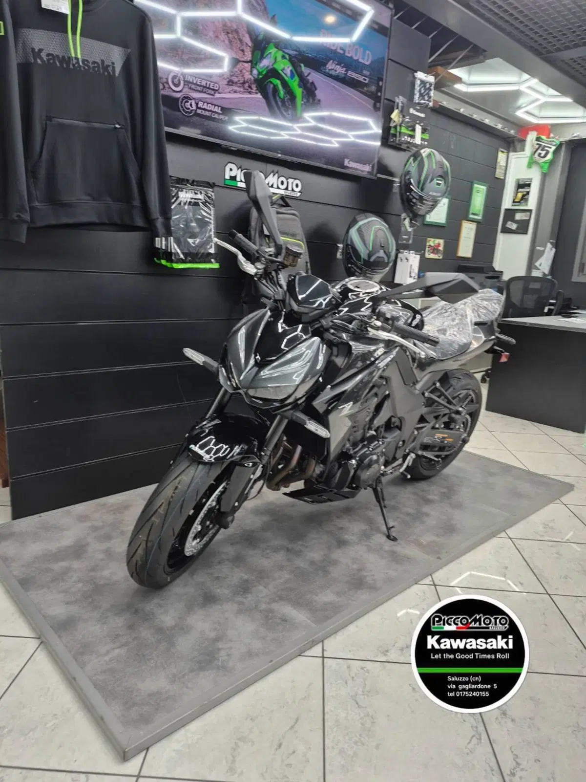 Kawasaki Z 1100 (2026 - 27) (4)