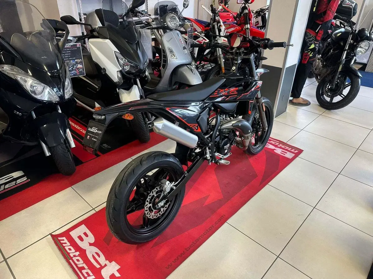 Betamotor RR 50 Motard (2021 - 26) (3)