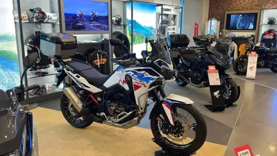 Honda Africa Twin CRF 1100L ES DCT (2024 - 26) nuova