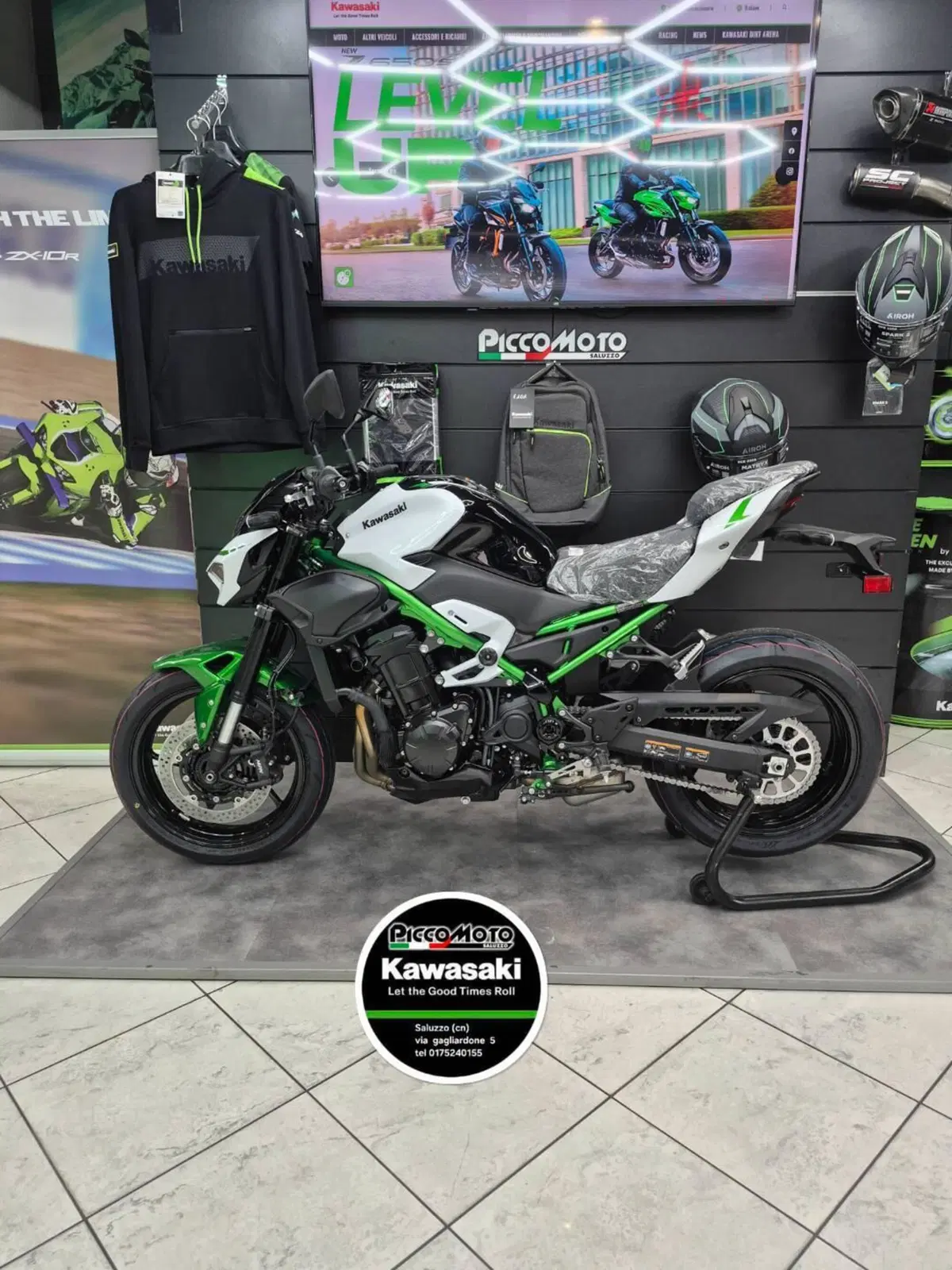 Kawasaki Z 900 (2025 - 27) (4)