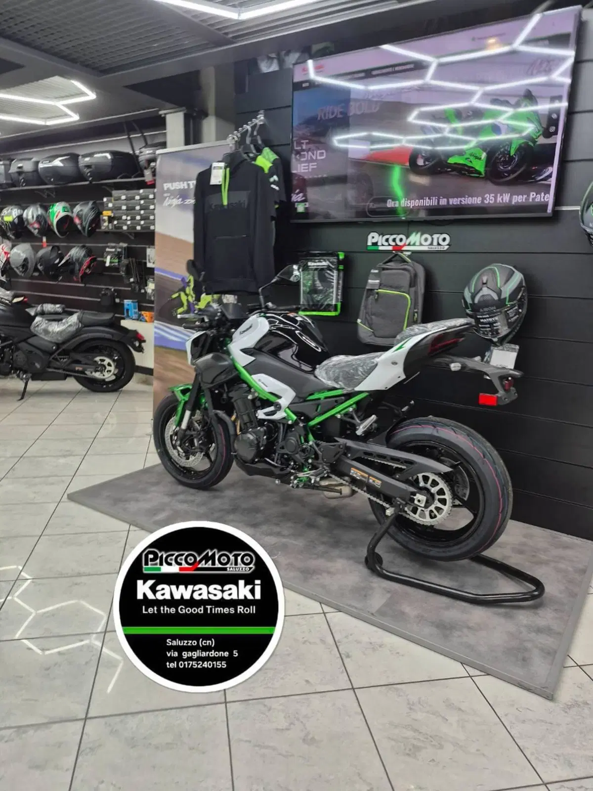 Kawasaki Z 900 (2025 - 27) (6)