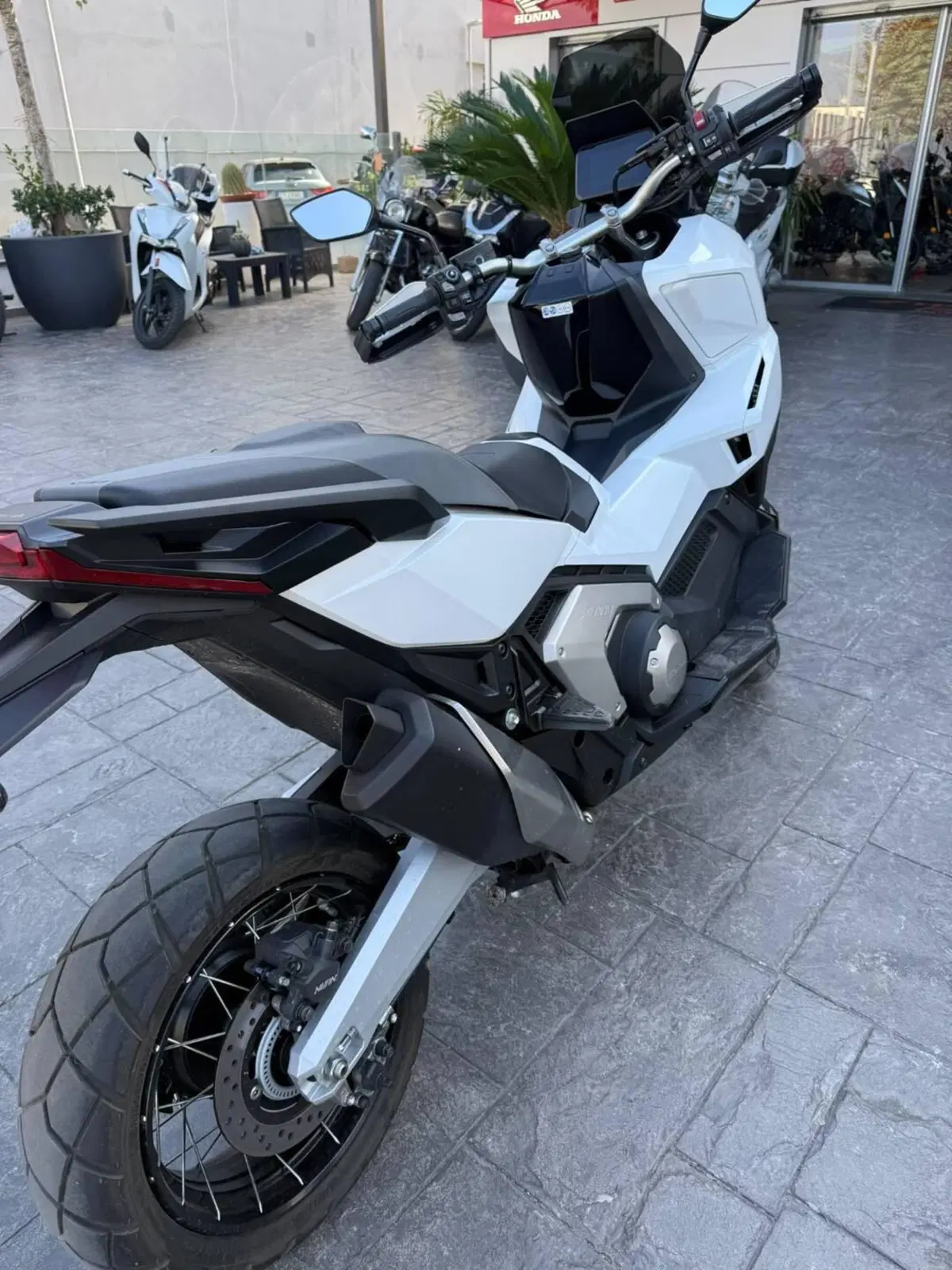 Honda X-ADV 750 (2025 - 27) (3)