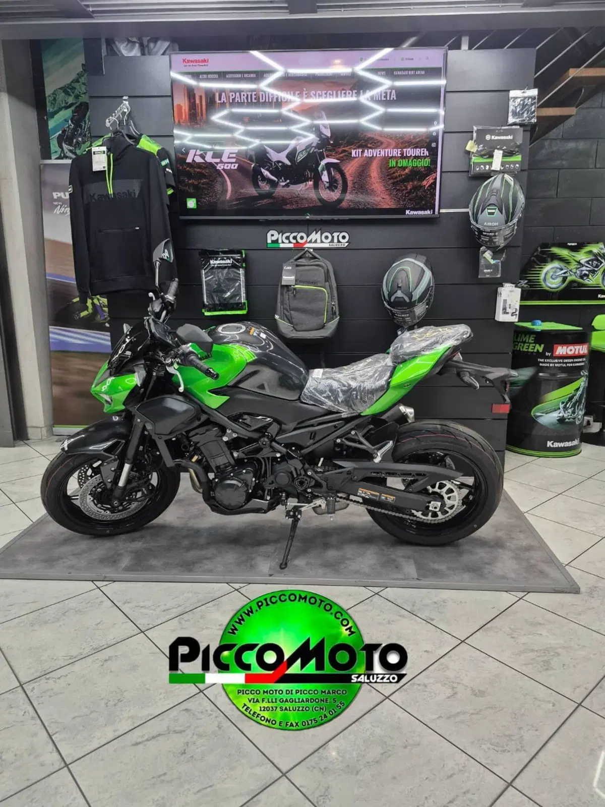 Kawasaki Z 900 A2 (2025 - 27) (2)