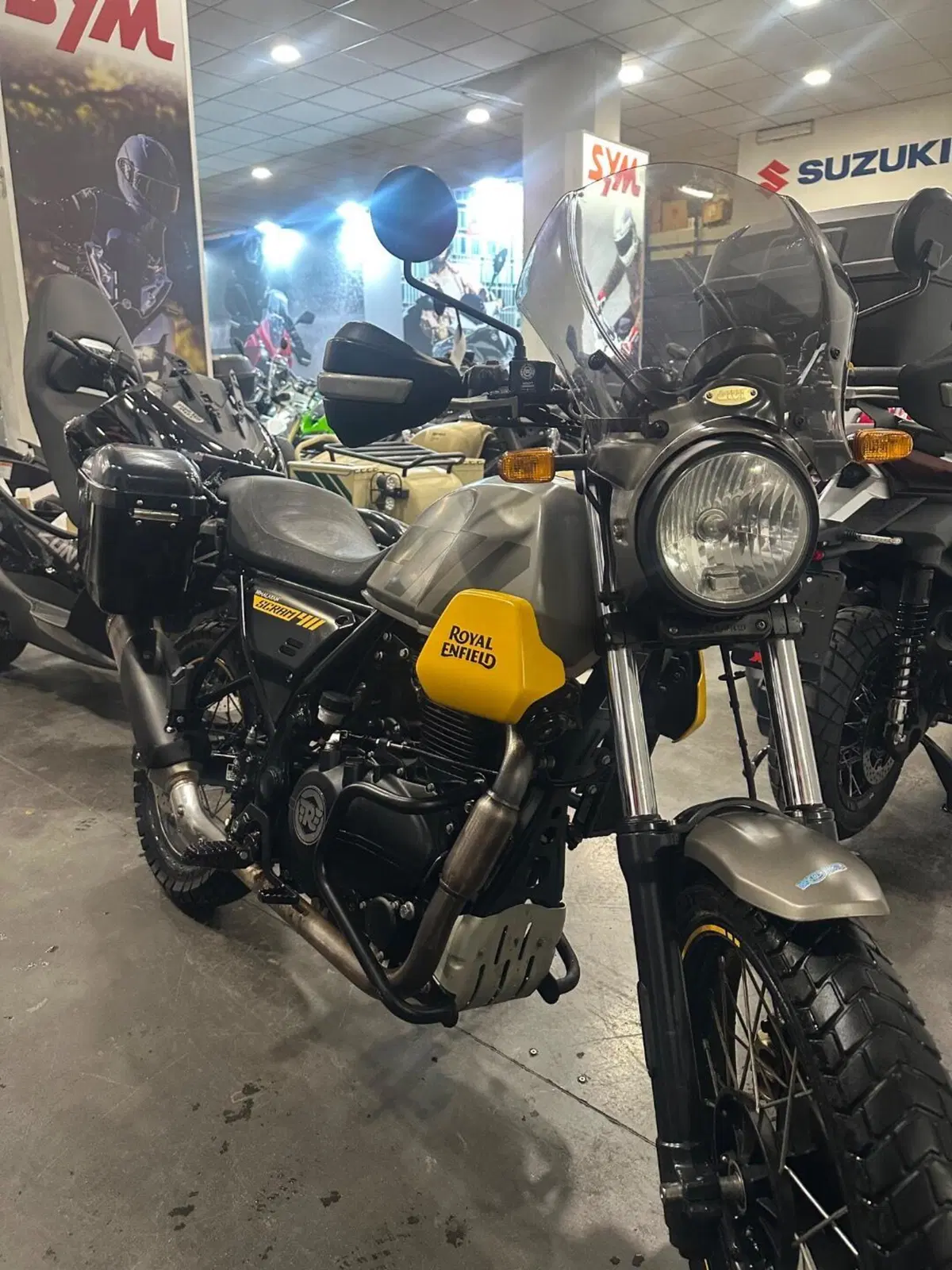 Royal Enfield Himalayan 411 (2021 - 24) (4)