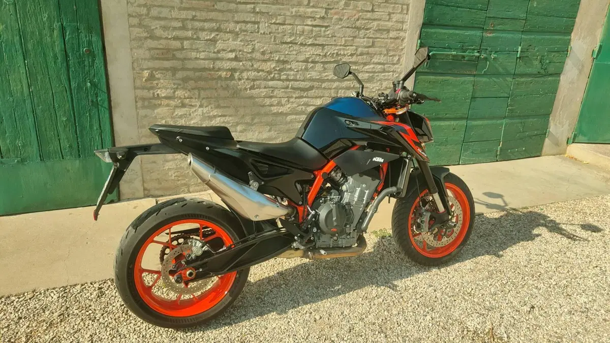 KTM 890 Duke R (2021 - 23) (3)